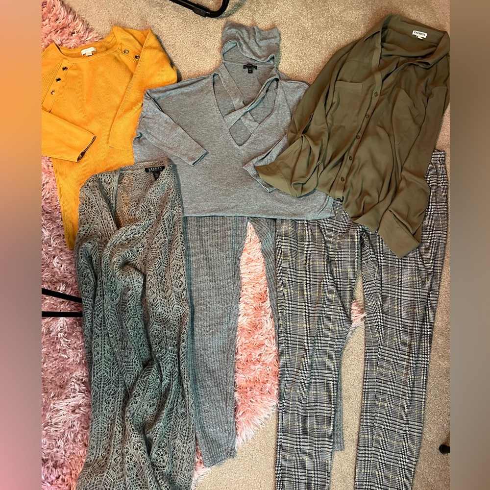 Mix & Match bundle lot Express Business Casual Leggings and tops size L